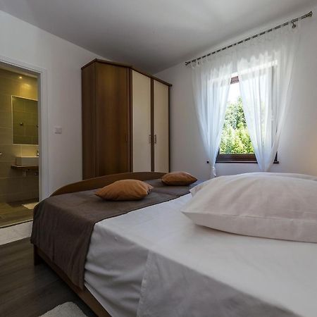 Spacious Three-Bedroom Villa Balun With Pool Poreč Extérieur photo