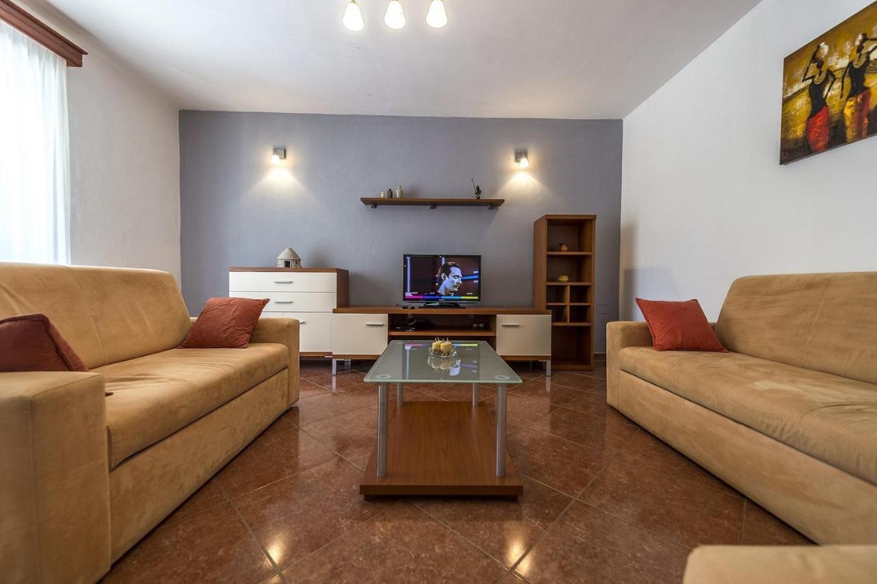 Spacious Three-Bedroom Villa Balun With Pool Poreč Extérieur photo