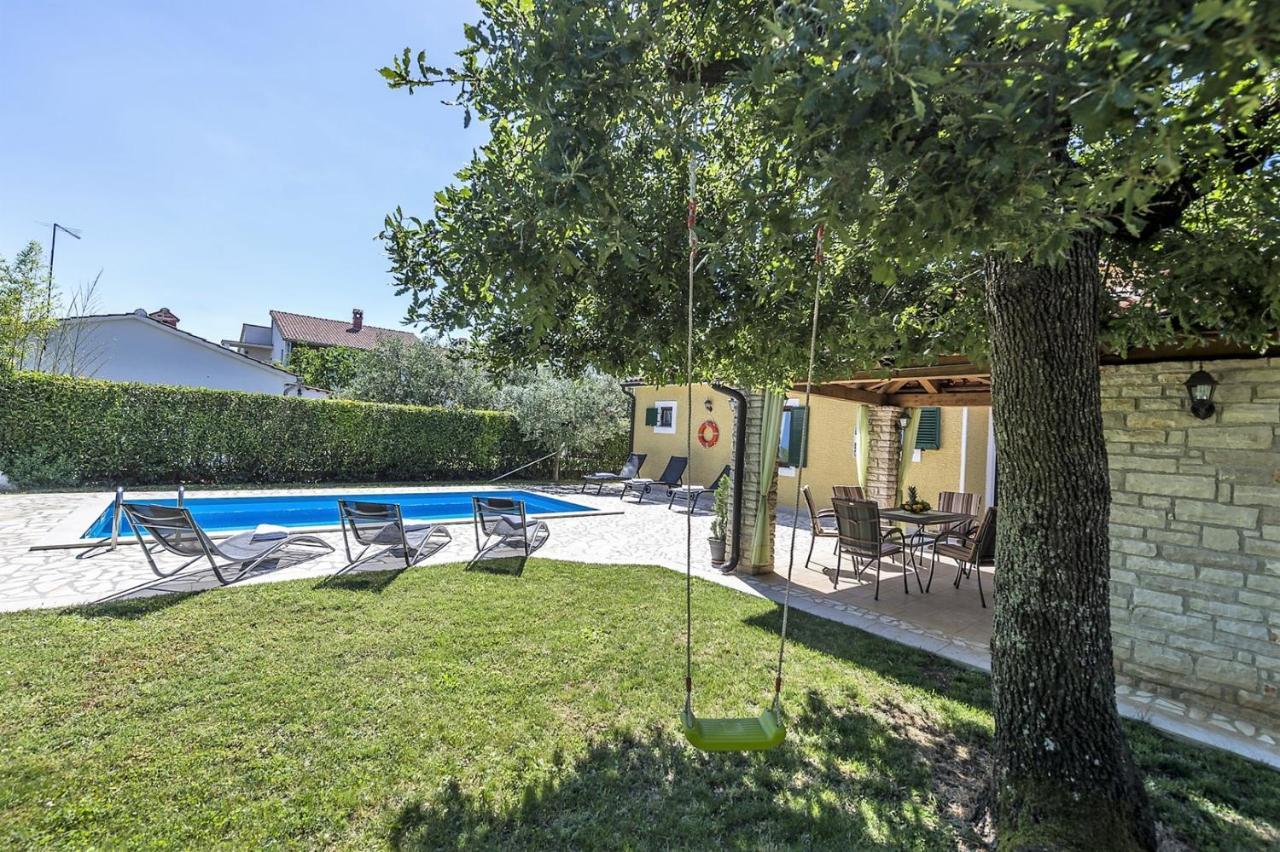 Spacious Three-Bedroom Villa Balun With Pool Poreč Extérieur photo